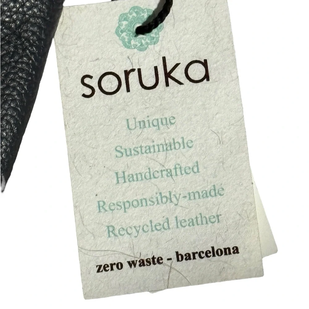 Soruka Small Leather Zip Pouch NWT - Picture 7 of 9